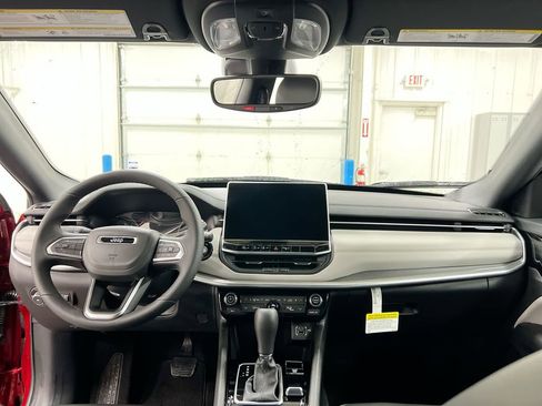 New 2026 Jeep Compass Limited image 10