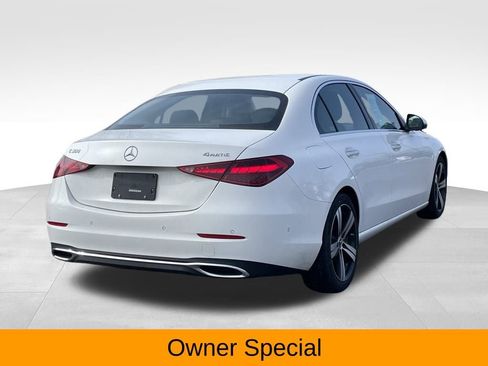 Used 2025 Mercedes-Benz C 300 4MATIC Sedan image 4