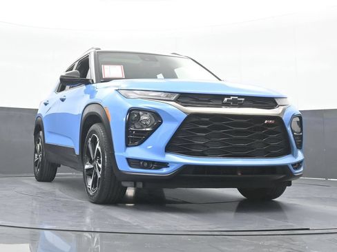 Used 2023 Chevrolet TrailBlazer RS w/ Sun and Liftgate Package FWD image 63