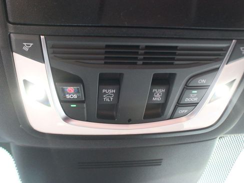Used 2025 Acura MDX A-Spec AWD/4WD image 36