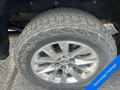 Used 2019 Chevrolet Silverado 1500 LTZ w/ LTZ Premium Package AWD/4WD image 8