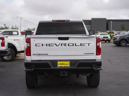 Used 2021 Chevrolet Silverado 2500 Custom w/ Custom Value Package AWD/4WD image 7