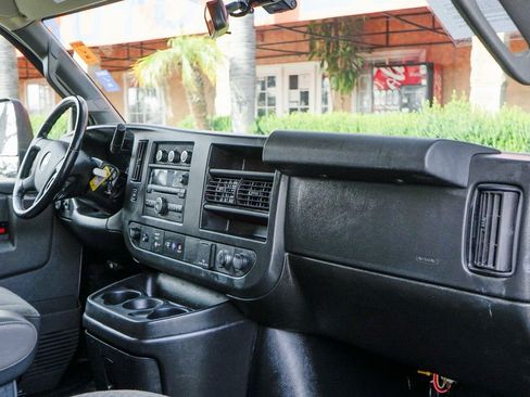 Used 2021 Chevrolet Express 3500 w/ Power Convenience Package image 29