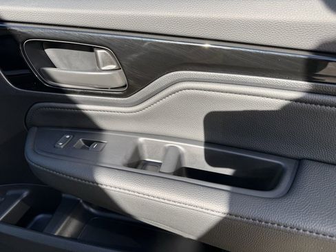 Used 2026 Honda Odyssey Touring image 42