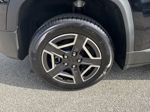 New 2026 Jeep Cherokee Limited AWD/4WD image 18