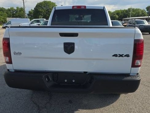 Used 2022 RAM 1500 Classic Warlock w/ Technology Package I AWD/4WD image 5