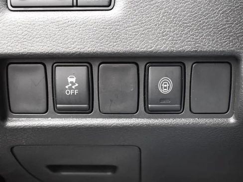 Used 2023 Nissan Murano SV FWD image 22