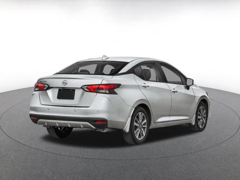 Used 2025 Nissan Versa SV FWD image 2