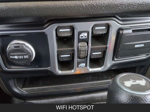 Used 2024 Jeep Wrangler Sport S image 21