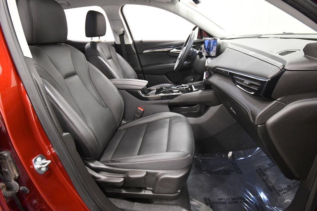 Used 2024 Buick Envision Preferred AWD/4WD image 18