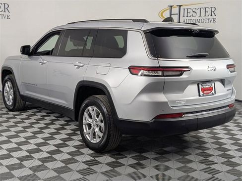 Used 2023 Jeep Grand Cherokee L Limited w/ Luxury Tech Group II image 5
