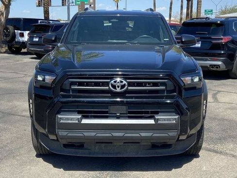 Used 2025 Toyota 4Runner SR5 AWD/4WD image 3