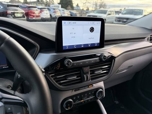 Used 2023 Ford Escape Active image 9