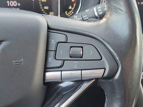 Certified 2023 Cadillac XT6 Premium Luxury FWD image 23