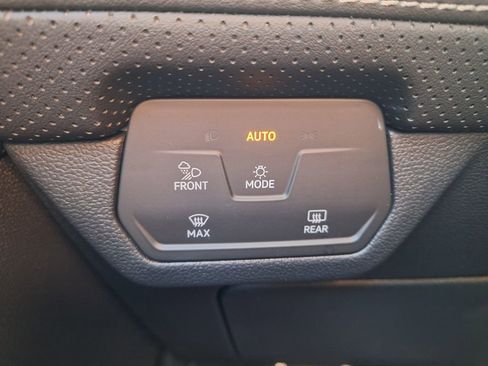 New 2026 Volkswagen Atlas Cross Sport SEL R-Line image 12