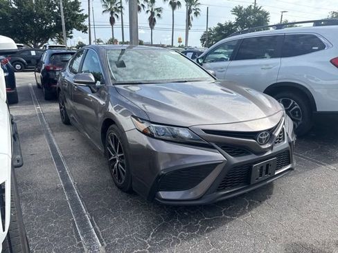 Used 2024 Toyota Camry SE w/ Cold Weather Package AWD/4WD image 1