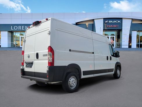 Used 2026 RAM ProMaster 2500 w/ Convenience Group FWD image 5