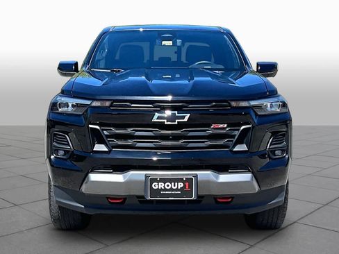 Used 2023 Chevrolet Colorado Z71 w/ Z71 Convenience Package 2 AWD/4WD image 4