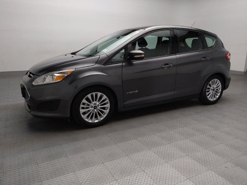 Used 2017 Ford C-MAX SE image 2