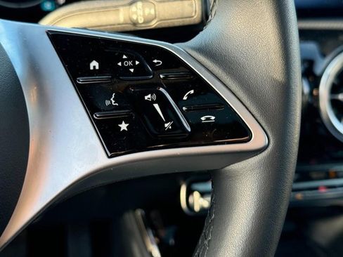 Certified 2025 Mercedes-Benz CLA 250 4MATIC image 32