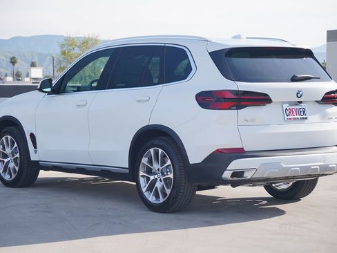 New 2026 BMW X5 sDrive40i image 7