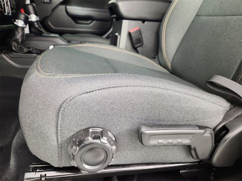 Used 2025 Jeep Wrangler Sport image 11