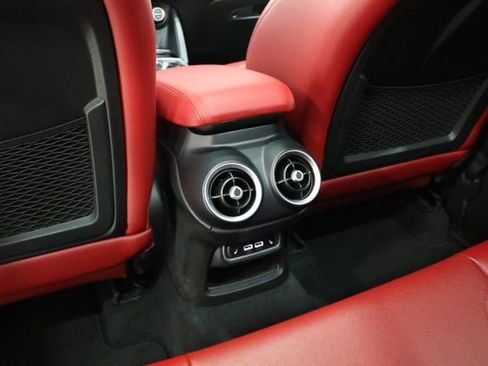Used 2023 Alfa Romeo Stelvio Veloce AWD/4WD image 29