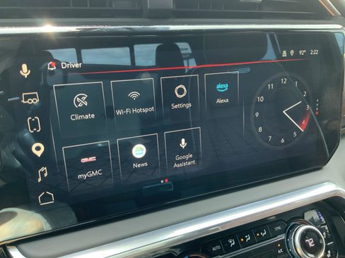 Used 2025 GMC Sierra 1500 Denali Ultimate AWD/4WD image 38
