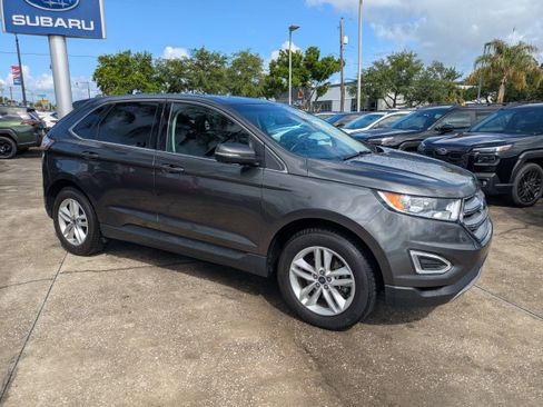 Used 2018 Ford Edge SEL w/ Equipment Group 201A FWD image 2