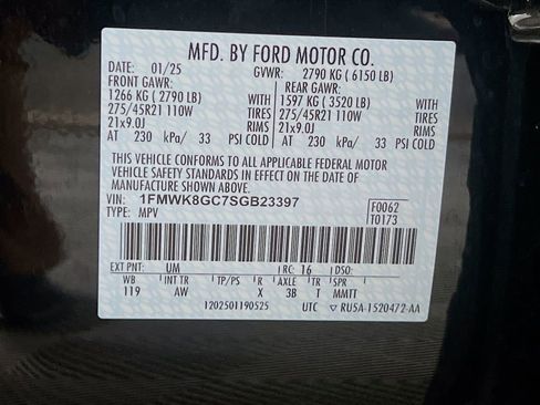 Used 2025 Ford Explorer ST w/ Sun And Sound Package AWD/4WD image 35