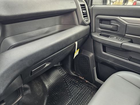 New 2024 RAM 4500 Tradesman image 28