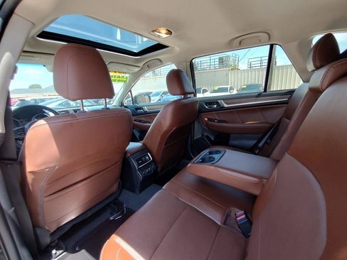 Used 2019 Subaru Outback 2.5i Touring w/ Popular Package #3A AWD/4WD image 27