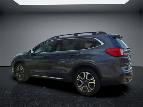 Used 2025 Subaru Ascent Limited w/ Popular Package #2 AWD/4WD image 4