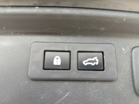 Used 2023 Subaru Forester Sport image 31