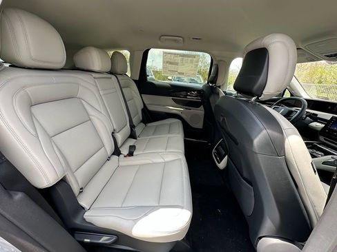 New 2026 Lincoln Nautilus Premier AWD/4WD image 22