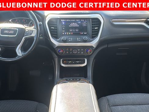 Used 2020 GMC Acadia SLE image 17