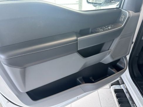 Used 2023 Ford F150 XLT w/ Trailer Tow Package image 9