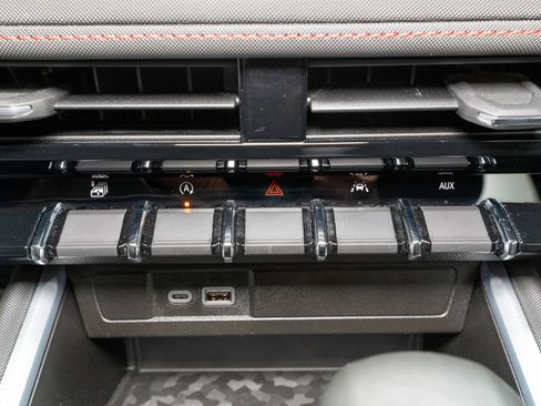 Used 2023 Chevrolet Colorado Z71 w/ Advanced Trailering Package image 21