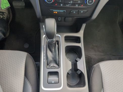 Used 2018 Ford Escape SE FWD image 9