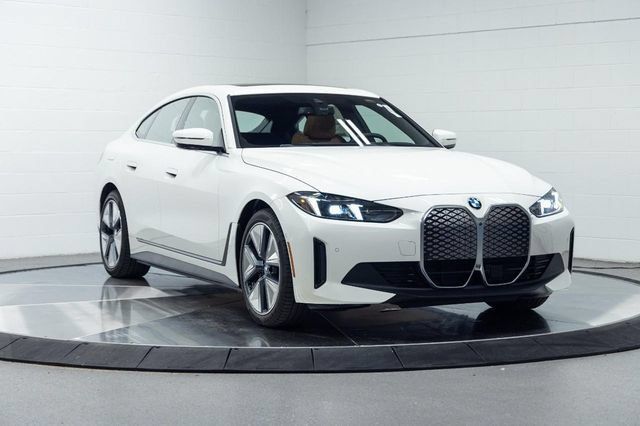 New 2026 BMW i4 xDrive40i w/ Premium Package AWD/4WD image 5