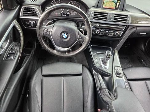 Used 2017 BMW 330i Sedan RWD image 16