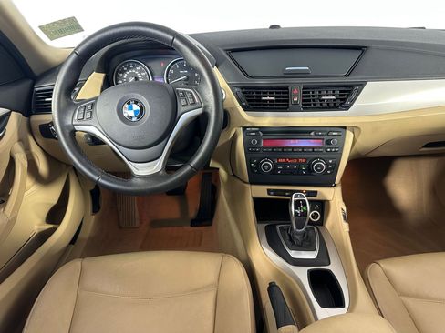 Used 2015 BMW X1 sDrive28i image 4