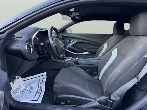Used 2023 Chevrolet Camaro LT image 24