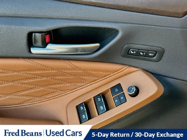 Used 2020 Toyota Avalon Limited w/ Advanced Safety Package FWD image 20