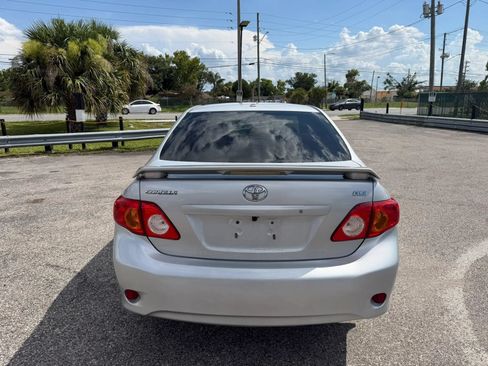 Used 2010 Toyota Corolla XLE FWD image 4