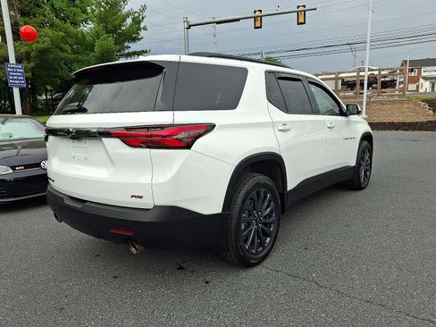 Used 2023 Chevrolet Traverse RS AWD/4WD image 8