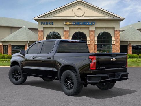 New 2026 Chevrolet Silverado 1500 ZR2 image 4