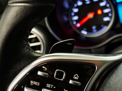 Used 2019 Mercedes-Benz C 300 Sedan image 19