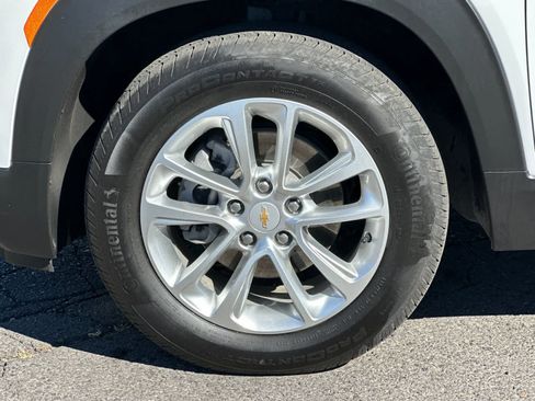 Used 2025 Chevrolet TrailBlazer LS w/ LS Convenience Package AWD/4WD image 26