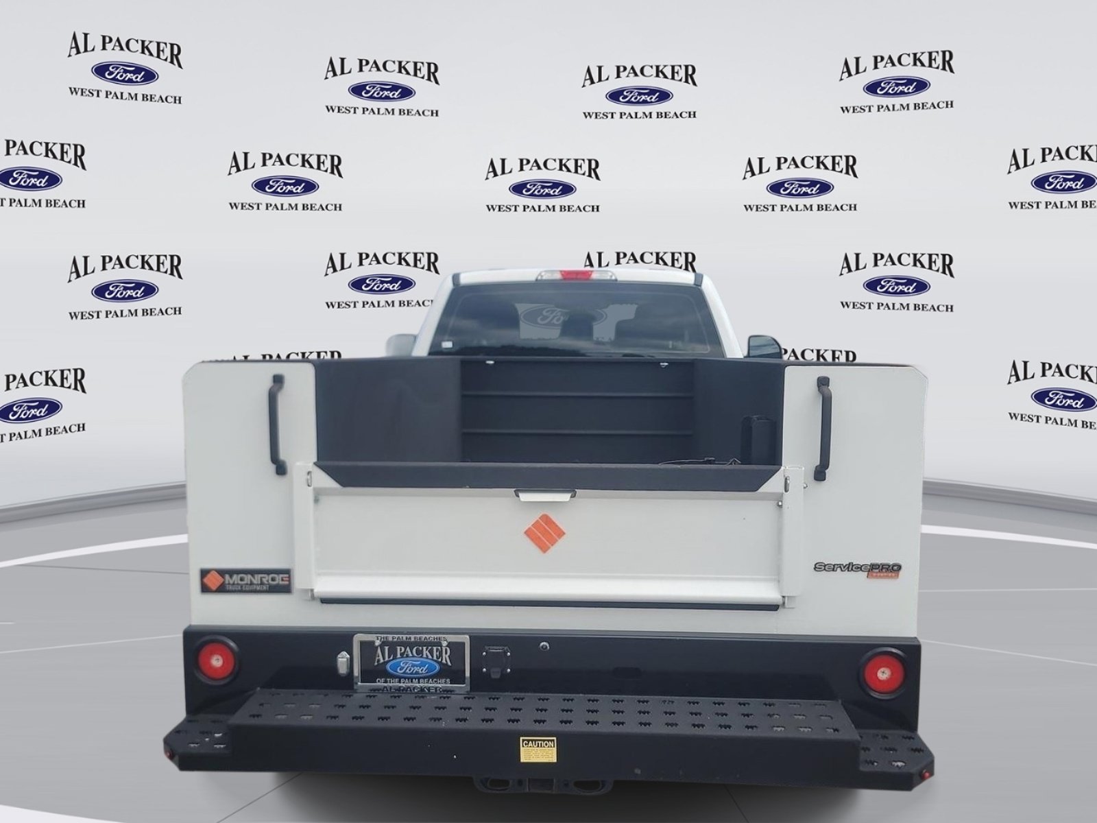 Used 2024 Ford F250 XL w/ XL Chrome Package RWD image 4
